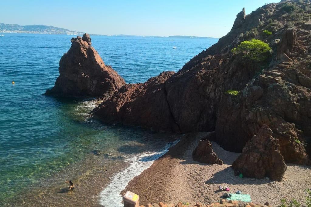 2 Pieces Climatise A 200M Des Plages Théoule-sur-Mer Zewnętrze zdjęcie